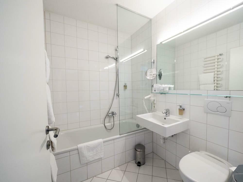 Hotel Krone In Au Au (Vorarlberg) Luaran gambar